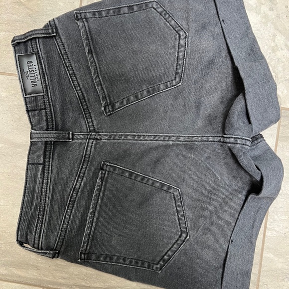 black jean shorts - Picture 5 of 6